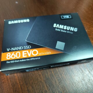 SAMSUNG 860 EVO　1TB(PCパーツ)