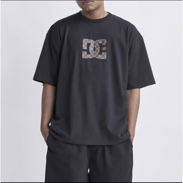 DC SHOES(ディーシーシューズ)のDC SHOESE  CO Tシャツ 22 STAR SUPER WIDE SS メンズのトップス(Tシャツ/カットソー(半袖/袖なし))の商品写真
