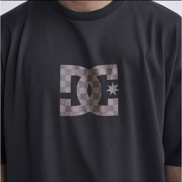 DC SHOES(ディーシーシューズ)のDC SHOESE  CO Tシャツ 22 STAR SUPER WIDE SS メンズのトップス(Tシャツ/カットソー(半袖/袖なし))の商品写真