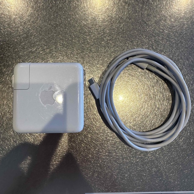 Mac (Apple)(マック)の【中古】MacBook Pro 2019 SSD:128GB メモリ8GB スマホ/家電/カメラのPC/タブレット(ノートPC)の商品写真