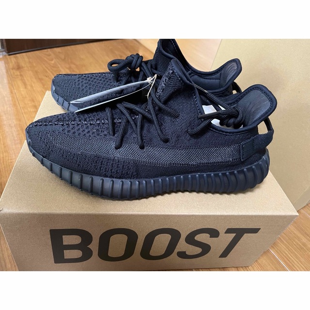 イージーブースト350 V2  【YEEZY BOOST 350 V2】