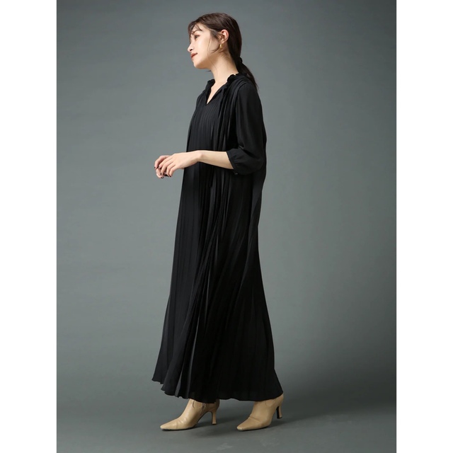 L'or Youryu Pleats Dress