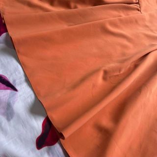René - 【良品】Rene 膝丈フレアワンピース オレンジ 半袖 38 L タック ... 【良品】Rene 膝丈フレアワンピース オレンジ 半袖 38 L タック
