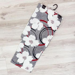 浴衣 白 黒 桜 鹿の子 フリーサイズ レディース y55(浴衣)
