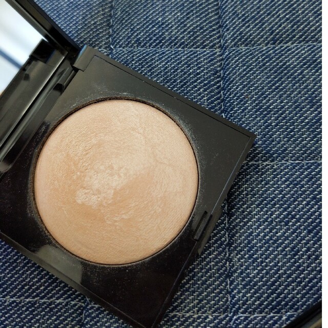 laura mercier(ローラメルシエ)のローラメルシエ LAURAMERCIER フェースパウダー ブラシ セット コスメ/美容のメイク道具/ケアグッズ(チーク/フェイスブラシ)の商品写真