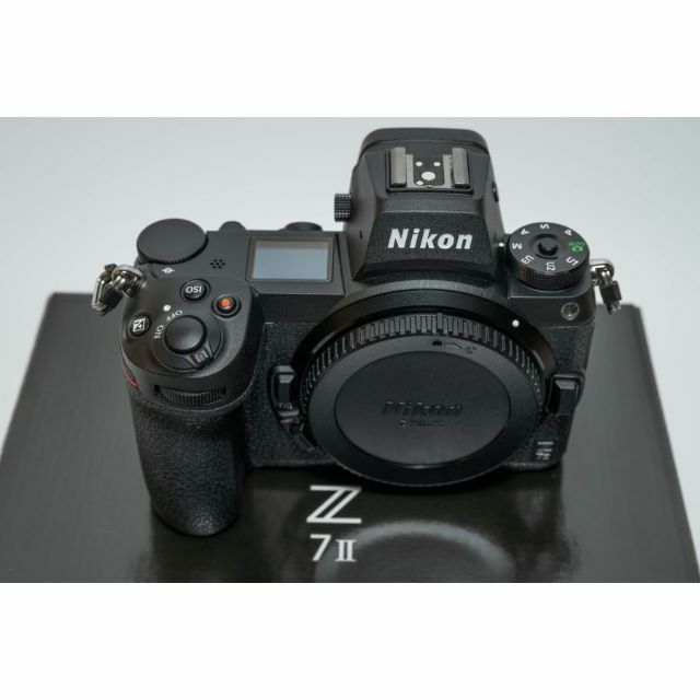 Nikon(ニコン)のkazu様専用 ☆美品☆ Nikon Z7ii 本体　Lプレート付き スマホ/家電/カメラのカメラ(ミラーレス一眼)の商品写真