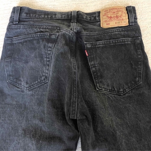 Levi's(リーバイス)のUSA製　Levi’s リーバイス501 墨黒ブラック　32　4 メンズのパンツ(デニム/ジーンズ)の商品写真