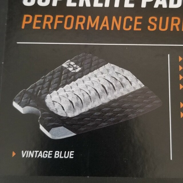 Dakine(ダカイン)の【新品】DAKINE　SUPERLITE SURF TRACTION PAD スポーツ/アウトドアのスポーツ/アウトドア その他(サーフィン)の商品写真