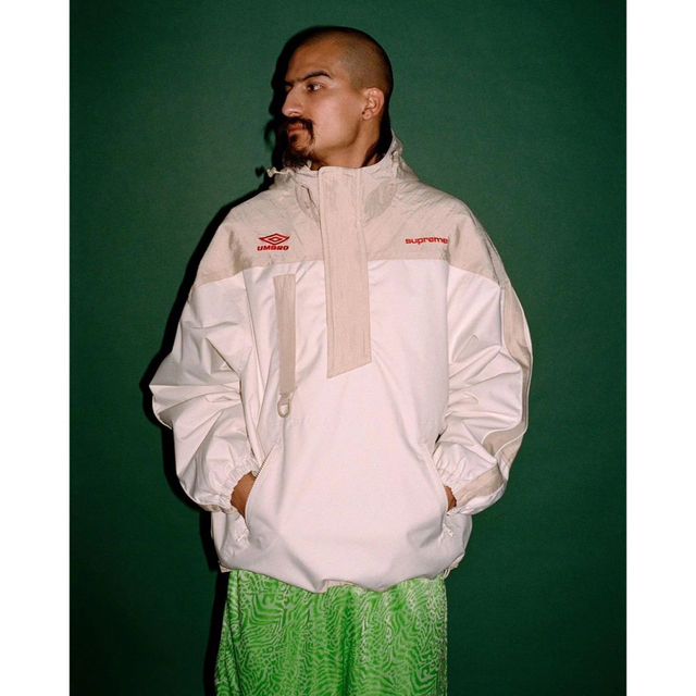 Supreme シュプリーム ジャケット 23SS × Umbro Hooded Anorak アンブロ フーディー アノラック ナイロン ジャケット L オフホワイト系 USA:L【新古品】【未使用】