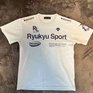 デサント(DESCENTE)のDESCENTE デサント move sport 沖縄 限定 Tシャツ(ウェア)