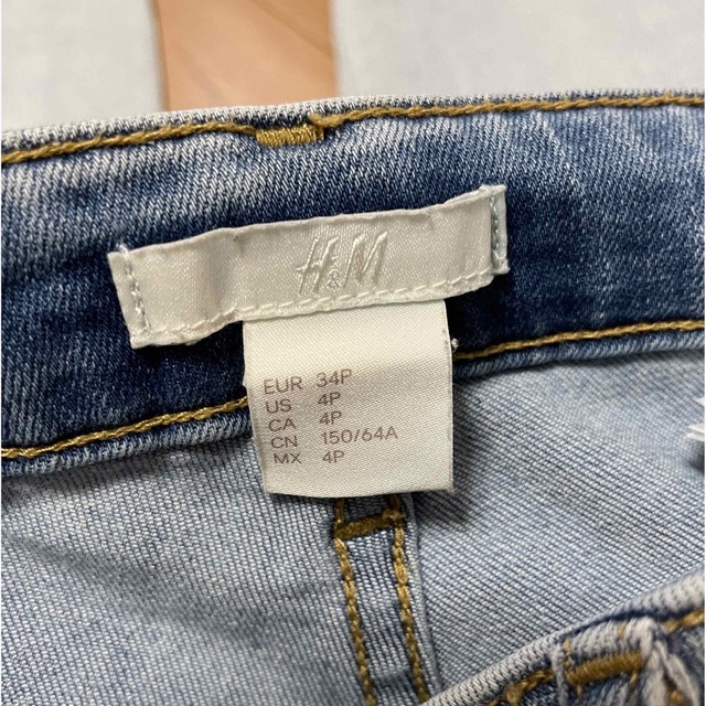 H&M(エイチアンドエム)のH&M64㎝レディースデニム レディースのパンツ(デニム/ジーンズ)の商品写真