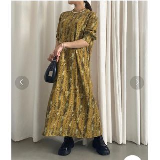 アメリヴィンテージ(Ameri VINTAGE)のAMERI MILLIE TEARS NECK DRESS(ロングワンピース/マキシワンピース)