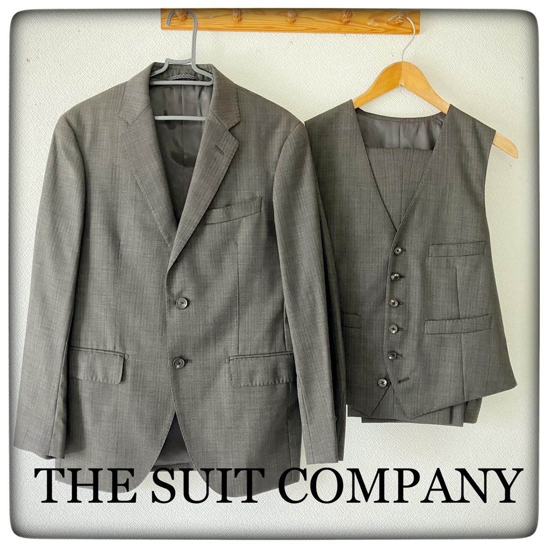 THE SUIT COMPANY(スーツカンパニー)の【極美品】スーツカンパニー　スリーピース　グレイ　ウール混　M相当 メンズのスーツ(セットアップ)の商品写真