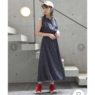 w closet完売品 シフォンノースリーブワンピース????