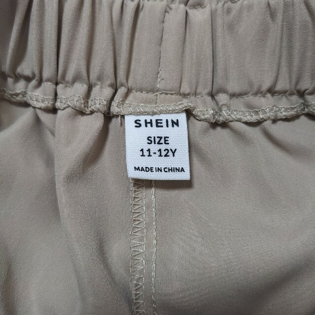 SHEIN　ショートパンツ キッズ/ベビー/マタニティのキッズ服女の子用(90cm~)(パンツ/スパッツ)の商品写真