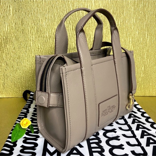 MARC JACOBS - MARK JACOBS ミニトートバッグ レザー グレー 【新品