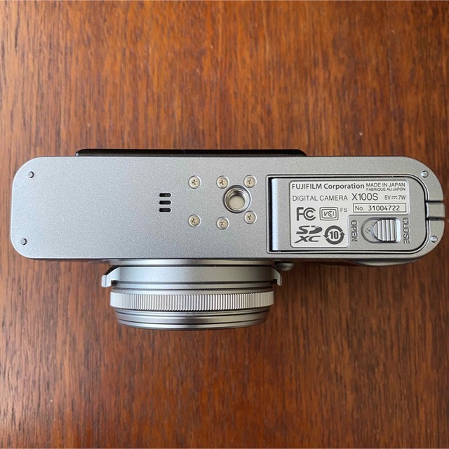 富士フイルム(フジフイルム)のFujifilm X100s 中古 スマホ/家電/カメラのカメラ(コンパクトデジタルカメラ)の商品写真