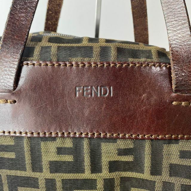 FENDI - フェンディ FENDI 縦型 トートバッグ ズッカの | orukami.es