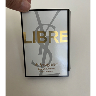 イヴサンローランボーテ(Yves Saint Laurent Beaute)のリブレ　オードパルファム　(香水(女性用))