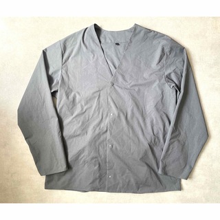 ムジルシリョウヒン(MUJI (無印良品))の無印良品　グレーシャツ(折りたたみ収納可)(ノーカラージャケット)