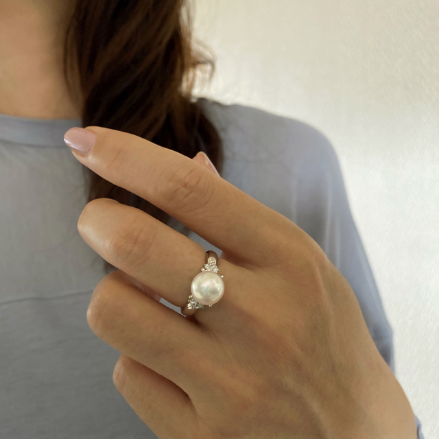 pt900. 上品なデザイン アコヤパール  ダイヤモンド リング レディースのアクセサリー(リング(指輪))の商品写真