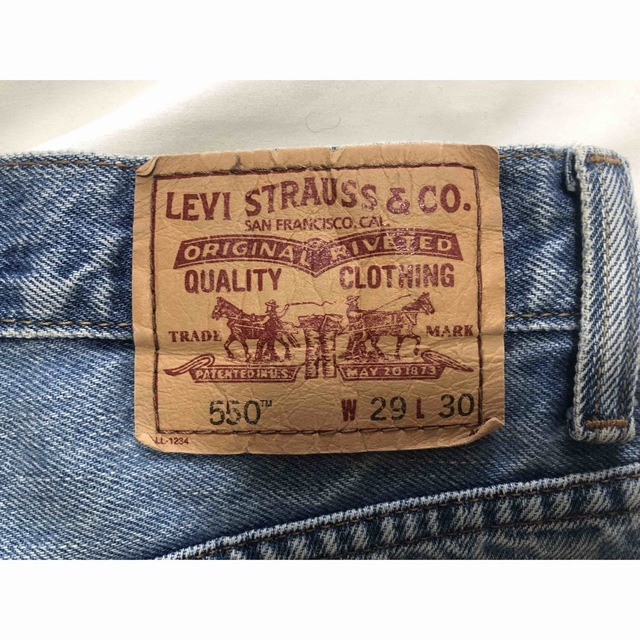 Levi's(リーバイス)の【きなこ様専用】Levi's リーバイス550 デニム　ショートパンツ　古着 レディースのパンツ(ショートパンツ)の商品写真