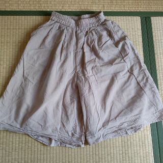 ベージュ夏用ガウチョパンツ(キュロット)