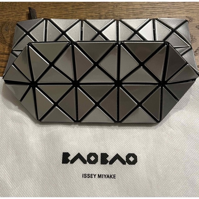 BaoBaoIsseyMiyake - 【美品】BAO BAO ISSEY MIYAKE / PRISM /ポーチの