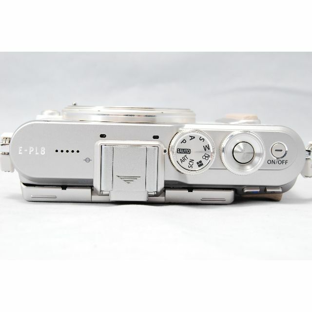 OLYMPUS PEN E-PL8 ボディ ホワイト ミラーレス一眼 OLYMPUS PEN E-PL8 ボディ ホワイト ミラーレス一眼