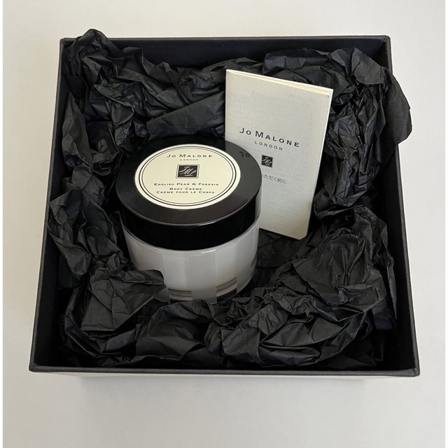 Jo Malone(ジョーマローン)のsabo様専用jo malone イングリッシュペアーフリージアボディクレーム コスメ/美容のボディケア(ボディクリーム)の商品写真