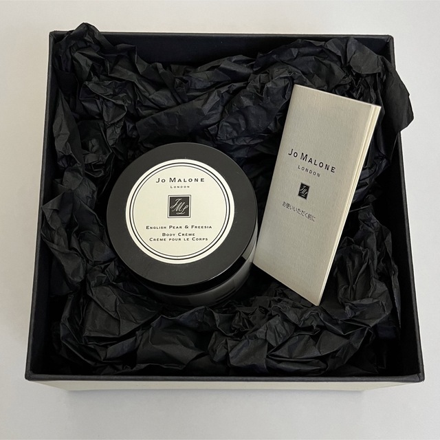 Jo Malone(ジョーマローン)のsabo様専用jo malone イングリッシュペアーフリージアボディクレーム コスメ/美容のボディケア(ボディクリーム)の商品写真