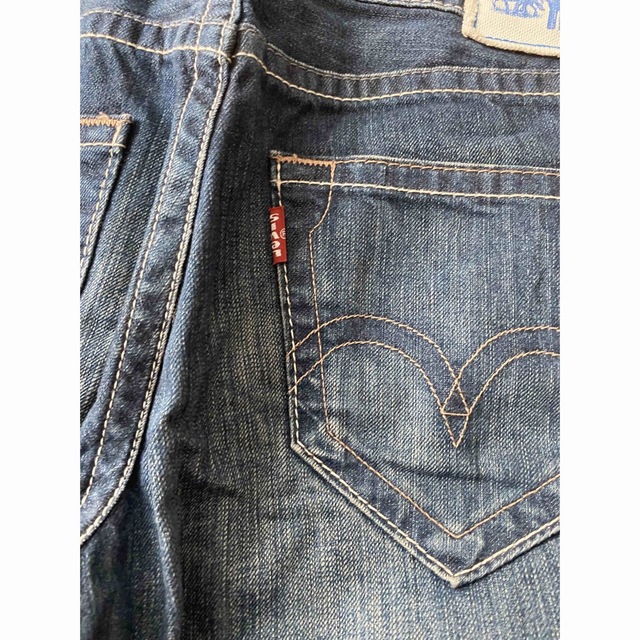 送料込み 美品Levi'sジーンズ　31 レディースのパンツ(デニム/ジーンズ)の商品写真