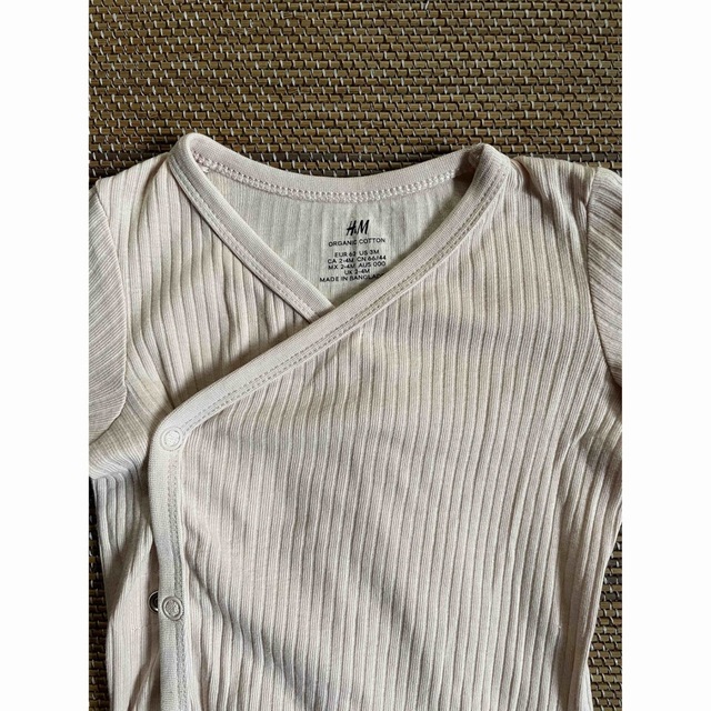 H&M(エイチアンドエム)の【H&M】アジャスタブルフィットセット　EUR62 キッズ/ベビー/マタニティのベビー服(~85cm)(ロンパース)の商品写真
