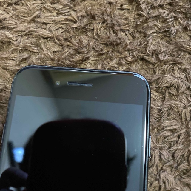 iPhone(アイフォーン)のiPhone7 ブラック SIMフリー 128gb  バッテリー100% スマホ/家電/カメラのスマートフォン/携帯電話(スマートフォン本体)の商品写真