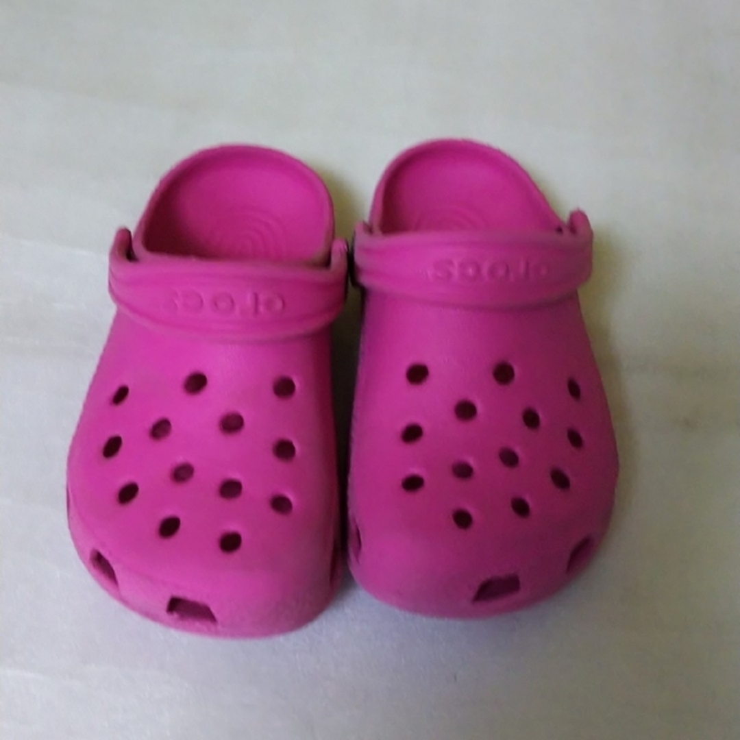 CROSS(クロス)のcrocs 17cm クロックス キッズ/ベビー/マタニティのキッズ靴/シューズ(15cm~)(サンダル)の商品写真