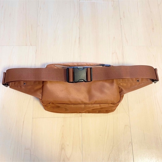 PORTER(ポーター)のPOTER LIFT WAIST BAG ウエストバッグ　ブロンズ メンズのバッグ(ウエストポーチ)の商品写真