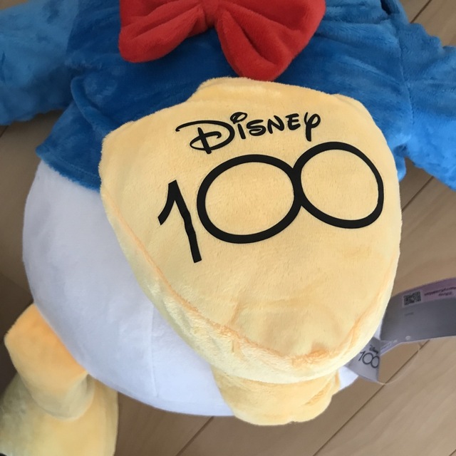 Disney(ディズニー)のドナルドダック　100th超超BIG DXぬいぐるみ エンタメ/ホビーのおもちゃ/ぬいぐるみ(ぬいぐるみ)の商品写真