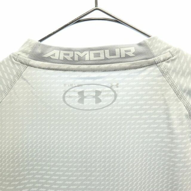 未使用 アンダーアーマー 総柄 トレーニングシャツ MD グレー UNDER ARMOUR 長袖 Tシャツ クルーネック スポーツ メンズ   【230603】 メール便可