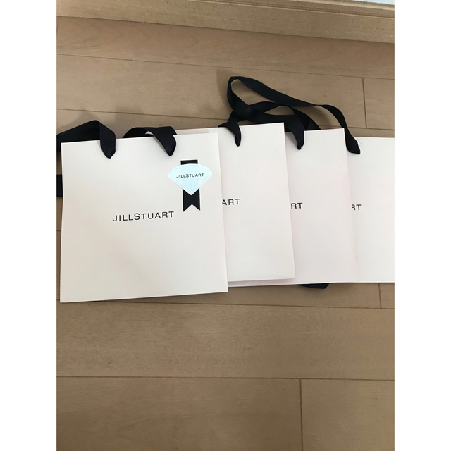 JILLSTUART(ジルスチュアート)のジルスチュアート　ショップ袋2枚 レディースのバッグ(ショップ袋)の商品写真