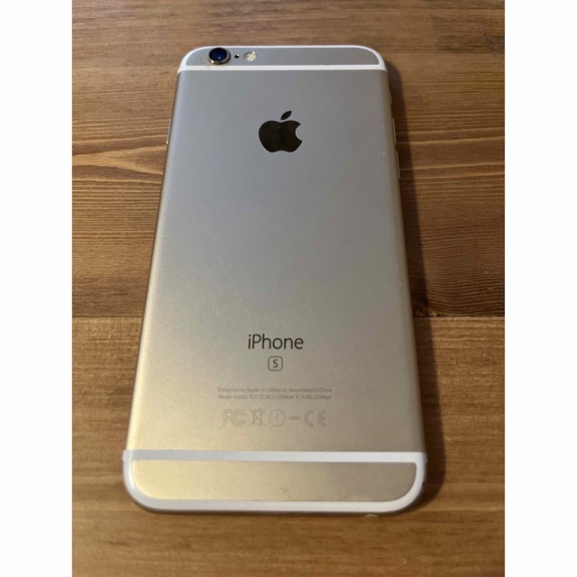 iPhone 6s Gold 64 GB docomo スマホ/家電/カメラのスマートフォン/携帯電話(スマートフォン本体)の商品写真