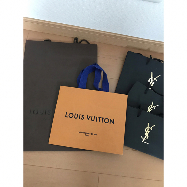 LOUIS VUITTON(ルイヴィトン)のルイヴィトン　ショップ袋 レディースのバッグ(ショップ袋)の商品写真