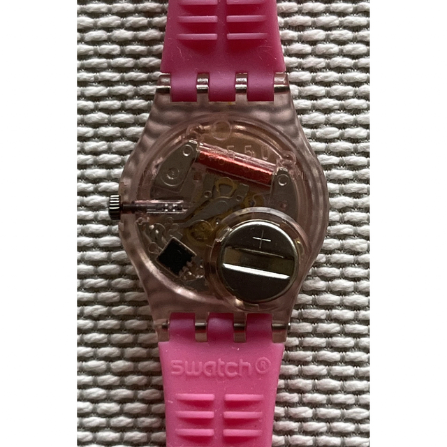 swatch(スウォッチ)の未使用　swatch スウォッチ　電池交換済　フルーツ柄 レディースのファッション小物(腕時計)の商品写真