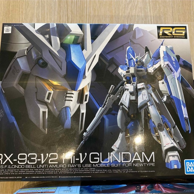 RG hi-νガンダムとHGUCナイチンゲールセット