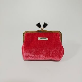 miumiu ノベルティ ベルベット ポーチ