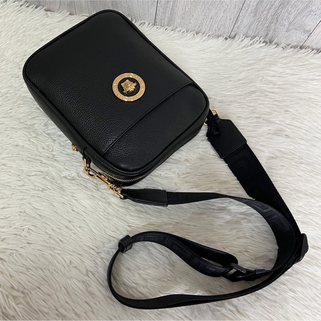 極美品♡VERSACE ヴェルサーチ カーフレザー メデューサ ショルダーバッグ