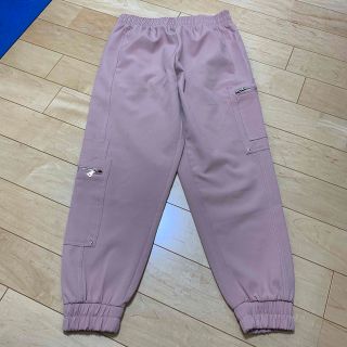 ザラ(ZARA)のZARA ピンク　パンツ(カジュアルパンツ)