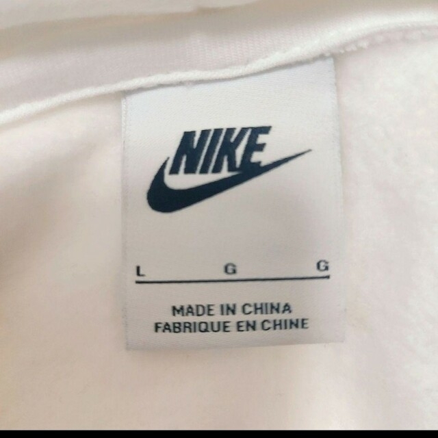【NIKE】花柄スウォッシュ パーカー