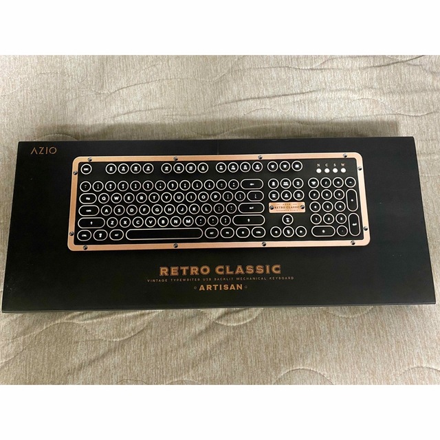 タイプライター風キーボード「Azio Retro Classic