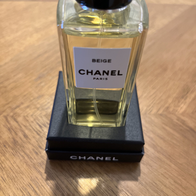 CHANEL - レ ゼクスクルジフ ドゥ シャネル ベージュ オードゥ