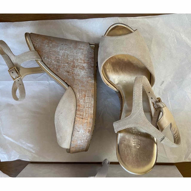 ジミーチュウ  厚底　ウエッジ　サンダル レディースの靴/シューズ(サンダル)の商品写真